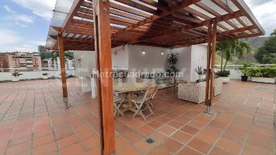 Apartamento de 3 alcobas en venta en Santa Rita, Cali, 138 m² · foto 3 de 18