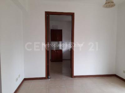 Apartamento de 3 alcobas en venta en El Limonar, Cali, 113 m² · foto 7 de 20
