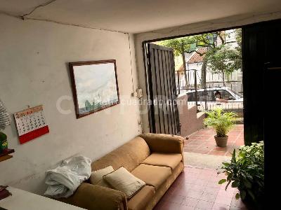 Casa de 5 alcobas en venta en Santa Teresita, Cali, 213 m² · foto 3 de 20