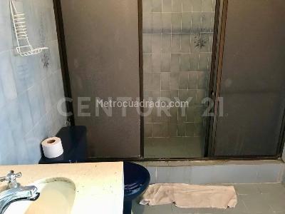 Casa de 5 alcobas en venta en Santa Teresita, Cali, 213 m² · foto 5 de 20