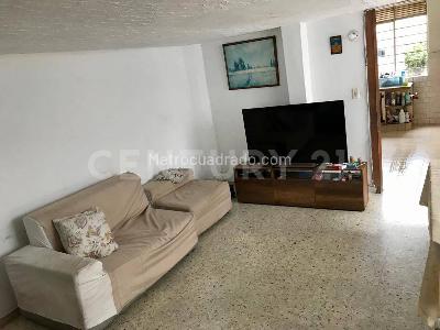 Casa de 5 alcobas en venta en Santa Teresita, Cali, 213 m² · foto 12 de 20