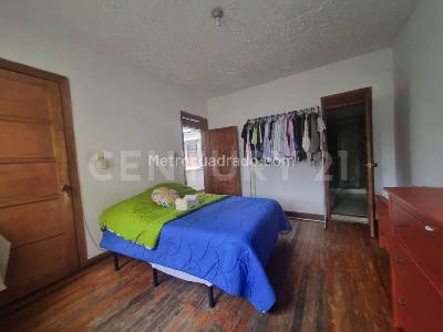 Casa de 5 alcobas en venta en Santa Teresita, Cali, 213 m² · foto 18 de 20