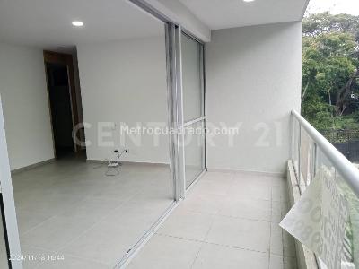Apartamento de 2 alcobas en venta en Colinas Del Mameyal, Cali, 84 m² · foto 2 de 20