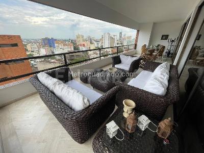 Apartamento de 3 alcobas en venta en Juanambu, Cali, 240 m² · foto 2 de 20