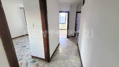 Apartamento de 5 alcobas en venta en Granada, Cali, 268 m² · foto 8 de 16
