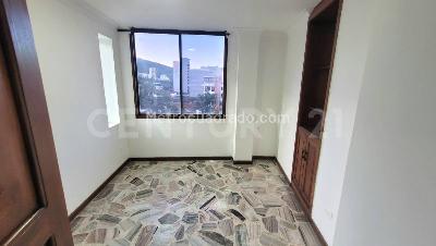 Apartamento de 5 alcobas en venta en Granada, Cali, 268 m² · foto 12 de 16