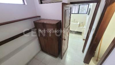 Apartamento de 5 alcobas en venta en Granada, Cali, 268 m² · foto 15 de 16