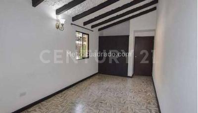Casa de 3 alcobas en venta en El Refugio, Cali, 208 m² · foto 14 de 20