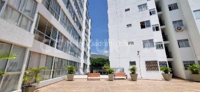 Apartamento en venta en Santa Teresita, Cali · foto 2 de 11