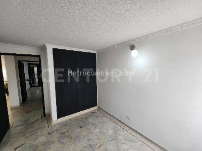 Apartamento de 4 alcobas en venta en Departamental, Cali, 92 m² · foto 13 de 18