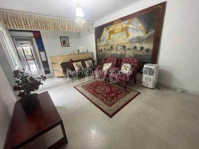 Casa de 5 alcobas en venta en Granada, Cali, 243 m² · foto 5 de 20