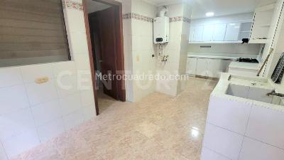 Apartamento de 3 alcobas en venta en Centenario, Cali, 152 m² · foto 5 de 20