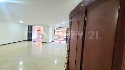 Apartamento de 3 alcobas en venta en Centenario, Cali, 152 m² · foto 19 de 20