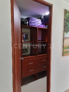 Casa de 5 alcobas en venta en Tequendama, Cali, 237 m² · foto 17 de 20