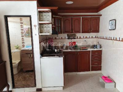 Casa de 5 alcobas en venta en Los Libertadores, Cali, 100 m² · foto 3 de 20
