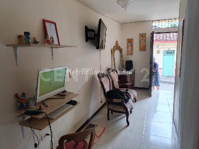 Casa de 5 alcobas en venta en Los Libertadores, Cali, 100 m² · foto 18 de 20