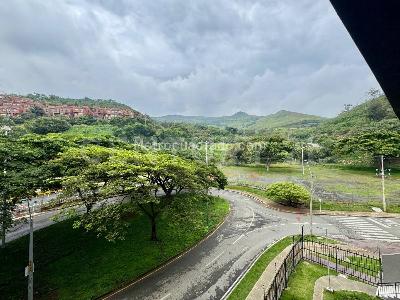 Apartamento en venta en Chipichape, Cali · foto 4 de 17