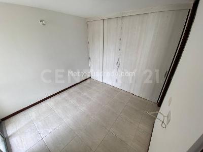 Apartamento de 2 alcobas en venta en Bochalema, Cali, 66 m² · foto 10 de 20