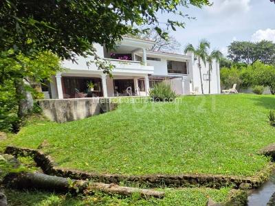 Casa de 5 alcobas en venta en Pance, Cali, 1858 m² · foto 12 de 15