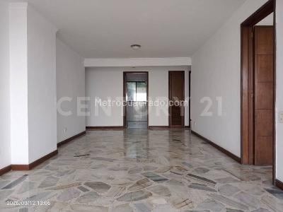 Apartamento en venta en Santa Monica, Cali · foto 3 de 20