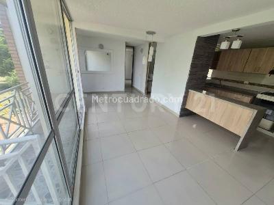 Apartamento de 2 alcobas en venta en Valle Del Lili, Cali, 55 m² · foto 3 de 20
