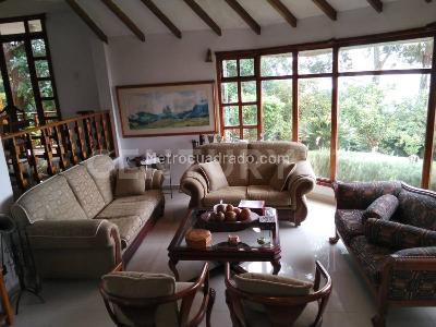 Casa de 5 alcobas en venta en Dapa, Cali · foto 4 de 20