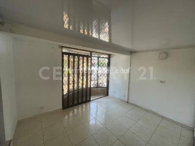 Casa de 3 alcobas en venta en Villa Del Prado, Cali, 46 m² · foto 9 de 19