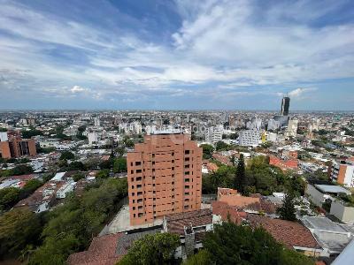 Apartamento de 2 alcobas en venta en Santa Monica Residencial, Cali, 110 m² · foto 3 de 20