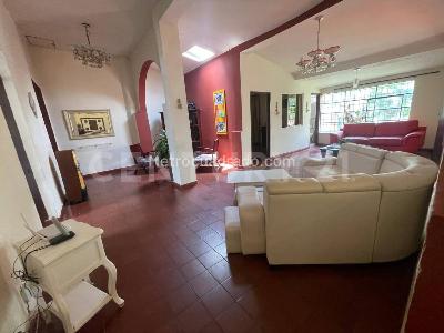 Casa de 4 alcobas en venta en Terron Colorado, Cali, 434 m² · foto 4 de 18