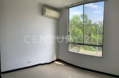 Apartamento en venta en Valle Del Lili, Cali · foto 7 de 18