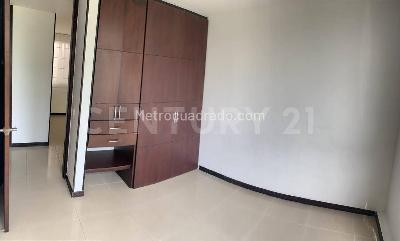Apartamento en venta en Valle Del Lili, Cali · foto 8 de 18