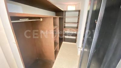 Apartamento de 4 alcobas en venta en La Arboleda, Cali, 201 m² · foto 15 de 20
