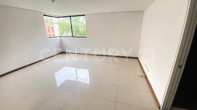 Apartamento de 4 alcobas en venta en La Arboleda, Cali, 201 m² · foto 17 de 20