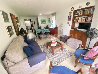 Apartamento de 3 alcobas en venta en Multicentro, Cali, 86 m² · foto 3 de 20