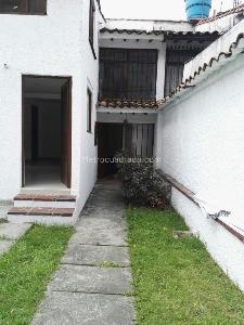 Casa de 5 alcobas en venta en El Rincon De Modelia, Bogotá, 192 m² · foto 2 de 18