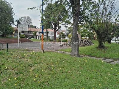 Casa de 5 alcobas en venta en El Rincon De Modelia, Bogotá, 192 m² · foto 3 de 18