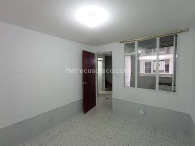 Casa de 5 alcobas en venta en San Jose Obrero, Bogotá, 210 m² · foto 13 de 13