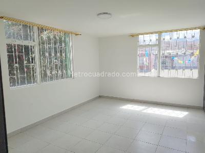Apartamento de 3 alcobas en arriendo en La Fragua, Bogotá, 150 m² · foto 8 de 19