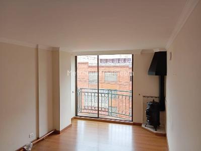 Apartamento de 3 alcobas en venta en El Batán, Bogotá, 71 m² · foto 6 de 20