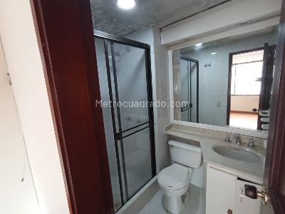 Apartamento de 3 alcobas en venta en El Batán, Bogotá, 71 m² · foto 13 de 20