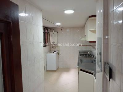 Apartamento de 3 alcobas en venta en El Batán, Bogotá, 71 m² · foto 15 de 20