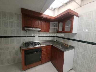 Casa de 4 alcobas en venta en Plazuelas Del Virrey, Bogotá, 56 m² · foto 6 de 20