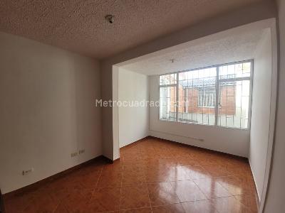 Casa de 4 alcobas en venta en Plazuelas Del Virrey, Bogotá, 56 m² · foto 13 de 20