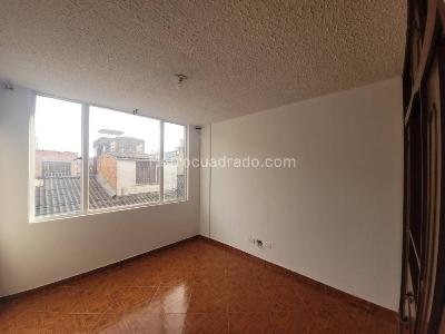 Casa de 4 alcobas en venta en Plazuelas Del Virrey, Bogotá, 56 m² · foto 16 de 20