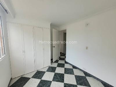 Apartamento de 3 alcobas en arriendo en Pinar De Alamos, Bogotá, 46 m² · foto 8 de 15