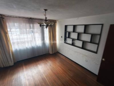 Casa en venta en Galan, Bogotá · foto 10 de 19