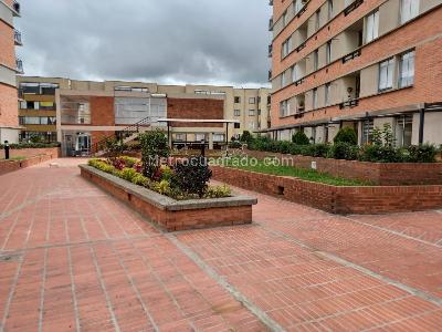 Apartamento de 3 alcobas en venta en Villa Delia Britalia Norte Brital, Bogotá, 66 m² · foto 2 de 20