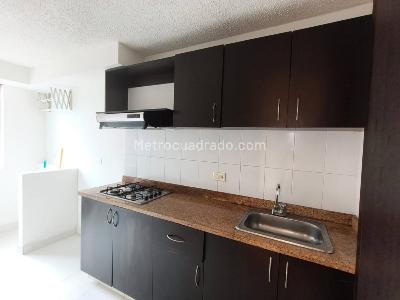 Apartamento de 3 alcobas en venta en Villa Delia Britalia Norte Brital, Bogotá, 66 m² · foto 7 de 20