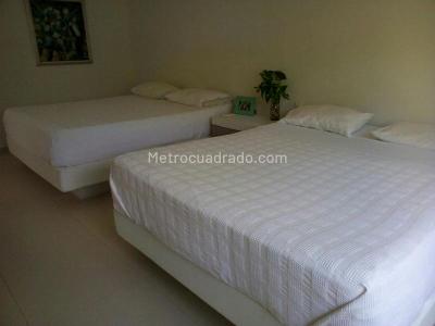 Casa de 5 alcobas en venta en Girardot, Girardot, 674 m² · foto 16 de 20