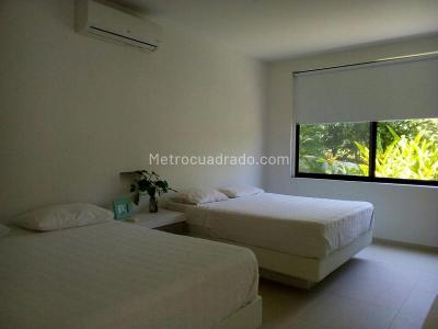 Casa de 5 alcobas en venta en Girardot, Girardot, 674 m² · foto 17 de 20